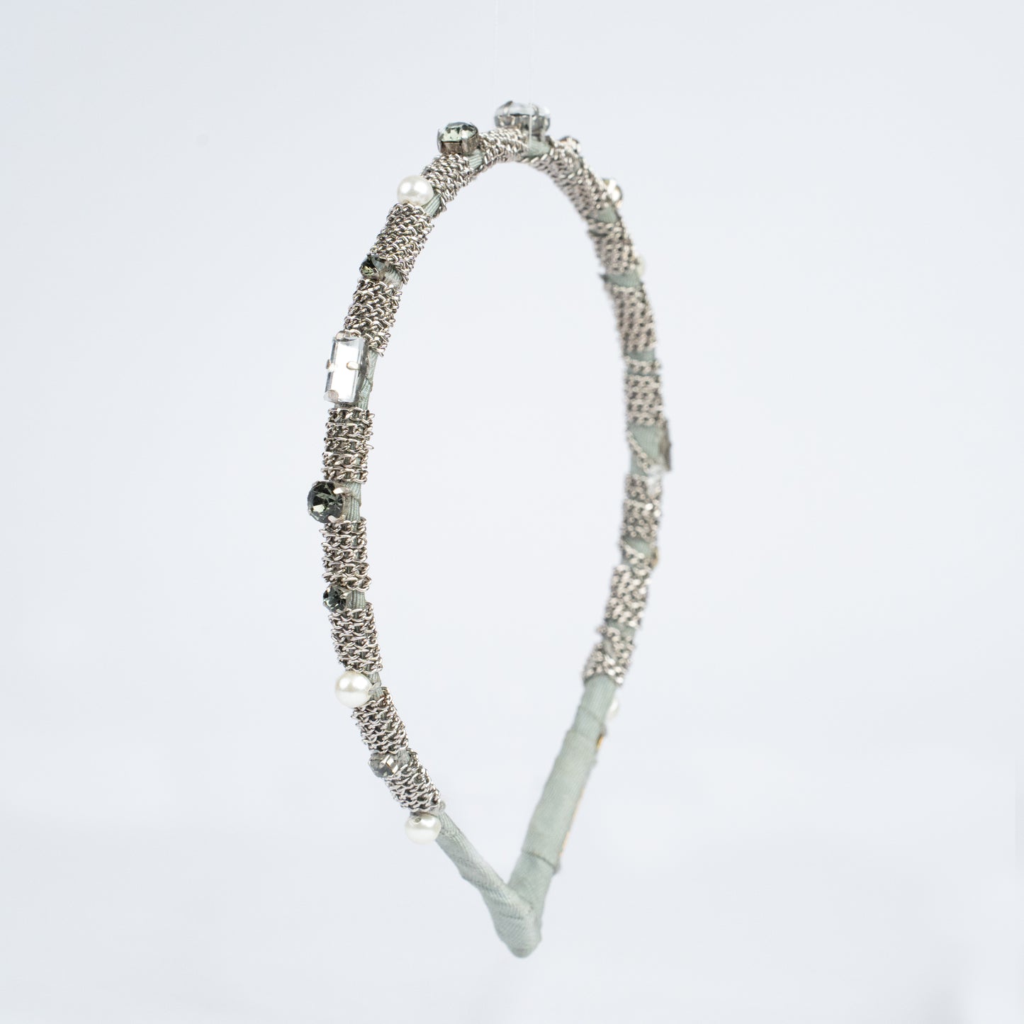Queen Chain